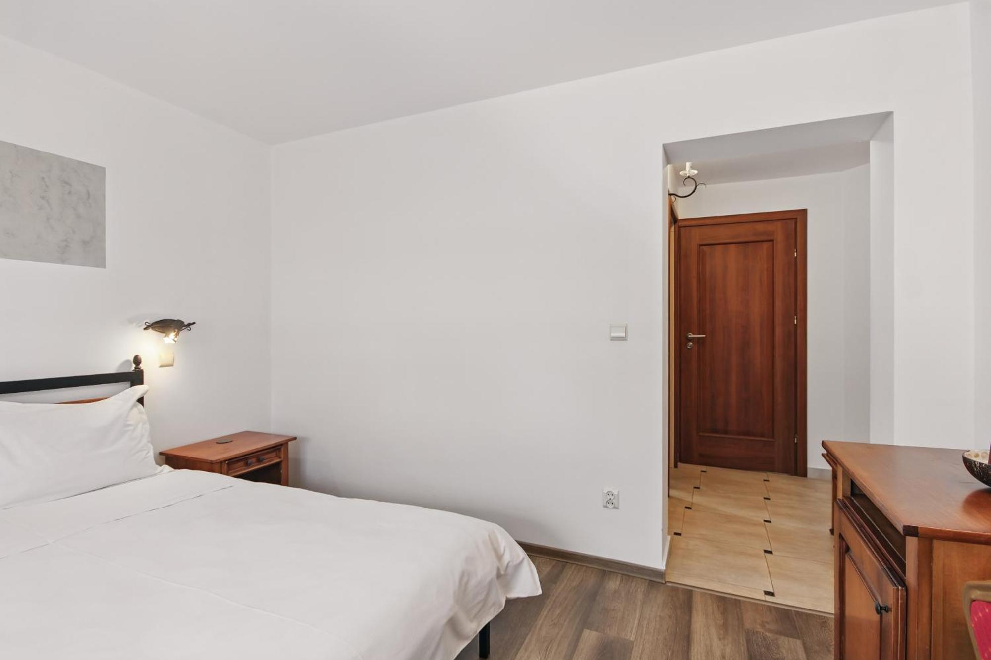 Hotel Casa Galand à Parscov Extérieur photo